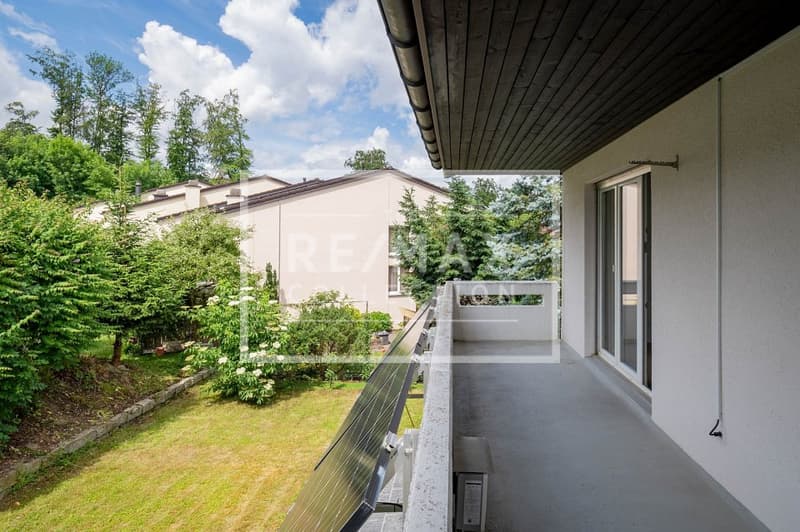 Family-friendly 5.5-room semi-detached house with garden idyll in Altendorf for sale! (12)