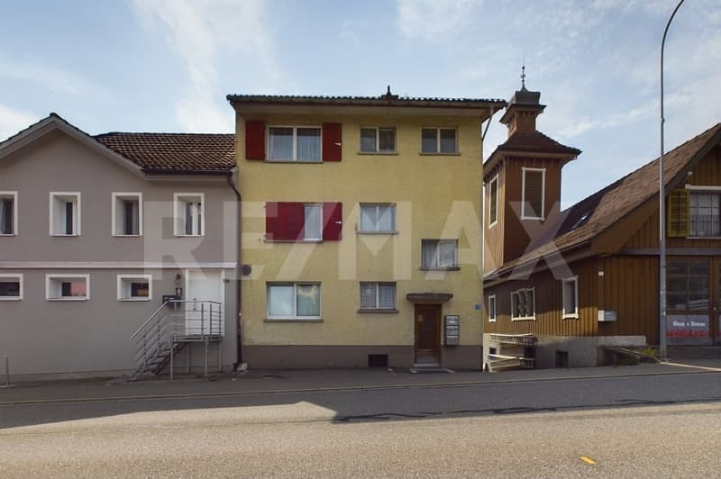 Casa multifamiliare con 3 appartamenti - Il vostro investimento in un futuro attraente (2)