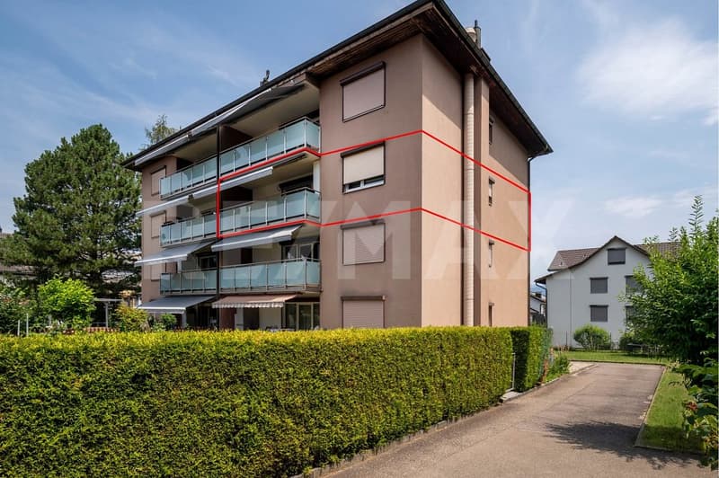 Appartamento 4.5 locali con balcone soleggiato e arredamento di alta qualità a Buttikon SZ in vendita! (3)
