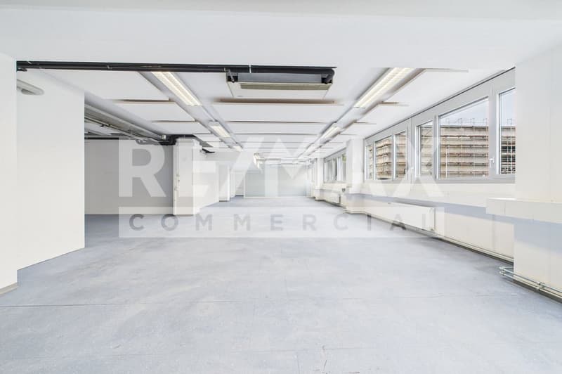 Espace commercial attractif avec de nombreuses utilisations ! Bureau, stockage, production etc.! (10)