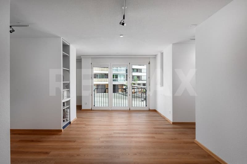 Modernes Wohnen eingebettet in die Natur / Frisch renovierte 4.5 Zimmerwohnung im EG / Im Baurecht (7)