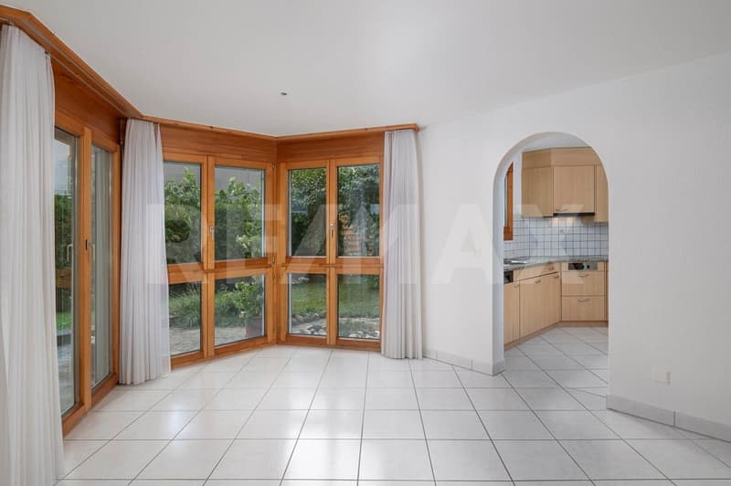 Grosszügige 4.5-Zimmer Gartenwohnung an ruhiger Lage in Einsiedeln zu kaufen! (12)