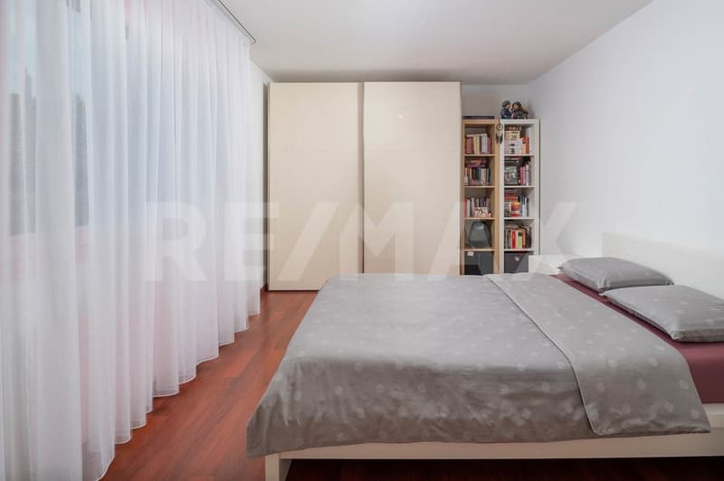 Gepflegte 4.5-Zimmerwohnung mit grossem Balkon in zu kaufen! (12)