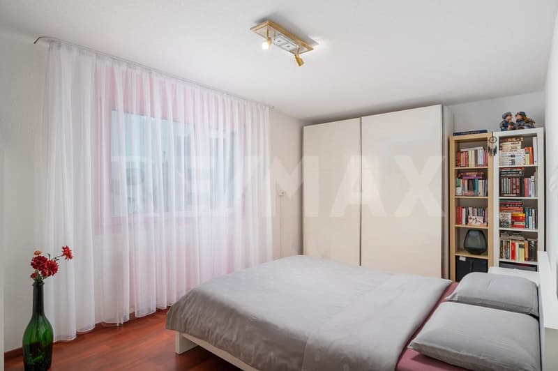 Gepflegte 4.5-Zimmerwohnung mit grossem Balkon in zu kaufen! (13)