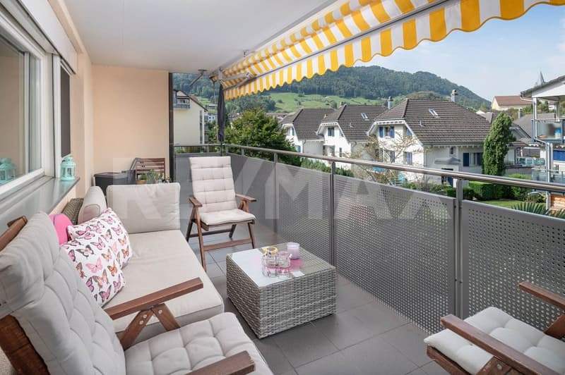 Gepflegte 4.5-Zimmerwohnung mit grossem Balkon in  zu kaufen! (2)