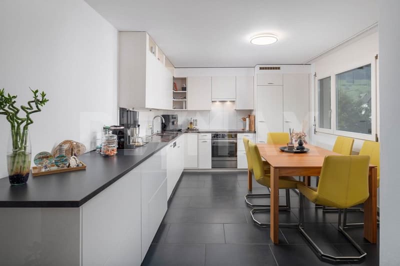 Gepflegte 4.5-Zimmerwohnung mit grossem Balkon in  zu kaufen! (7)