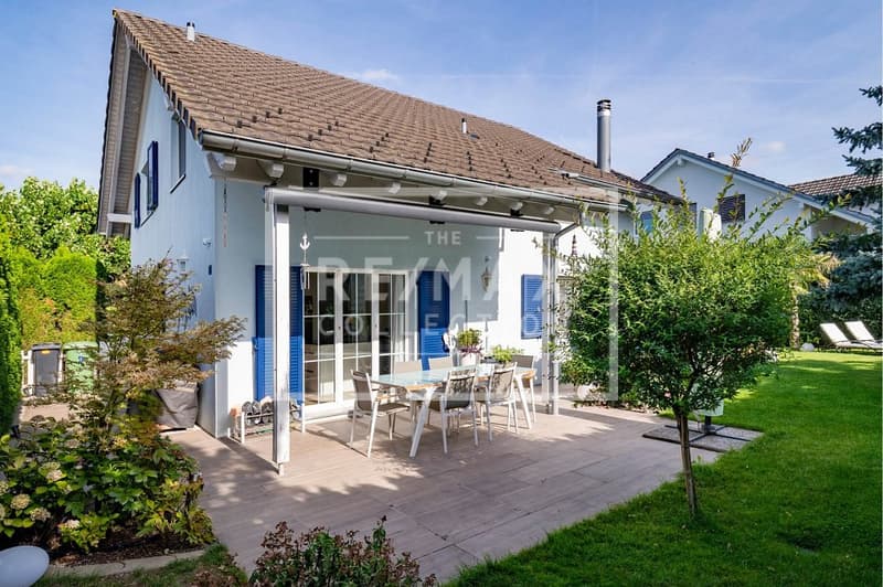 Ferienfeeling pur! / Traumhaftes 6.5-Zimmer-Einfamilienhaus mit privater Wellnessoase zu kaufen! (12)