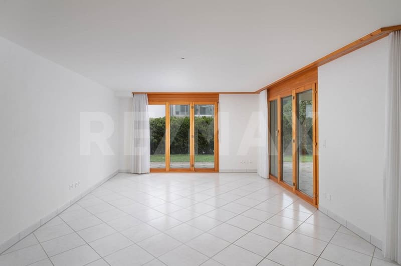 4.5 Zimmerwohnung mit 123 m² grossem Gartenanteil in Einsiedeln zu kaufen! (9)