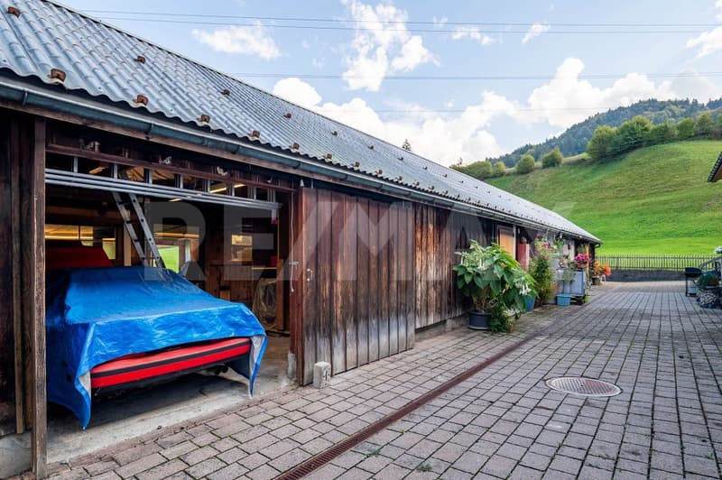 Naturnah wohnen mit Raum für eigene Ideen! 5.5-Zimmer-Reiheneinfamilienhaus in Vorderthal SZ (11)