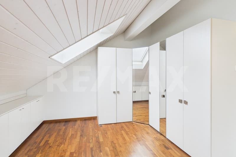Grosszügige 5.5-Zimmer-Doppelhaushälfte mit Outdoor-Küche in Reichenburg SZ zu mieten! (7)