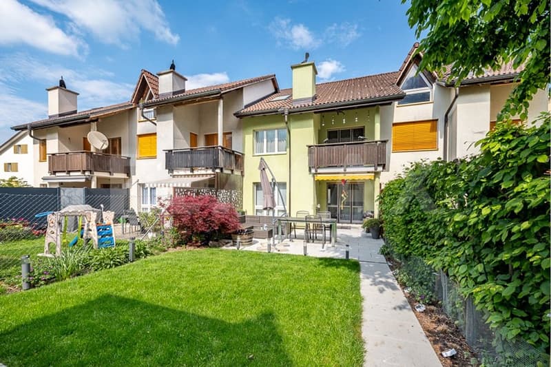 5½-Zimmer-Reihenhaus an familienfreundlicher Lage (1)