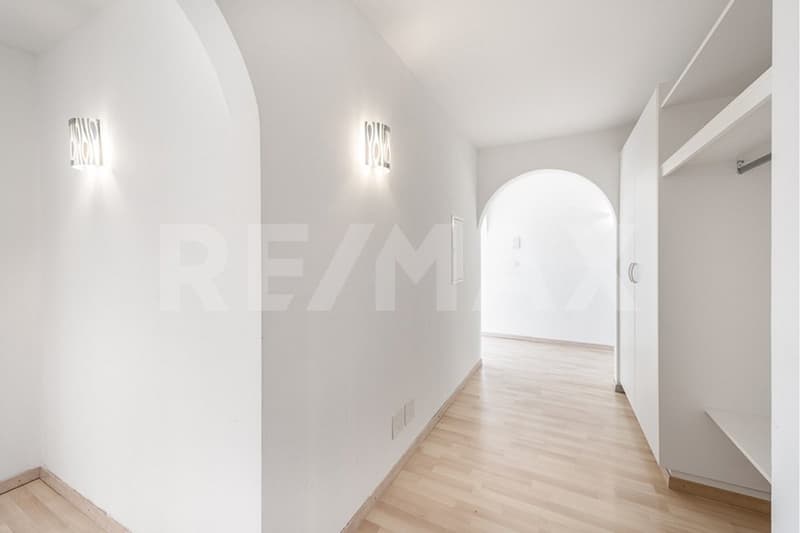 Appartement lumineux 4½-pièces avec jardin d'hiver et balcon (9)
