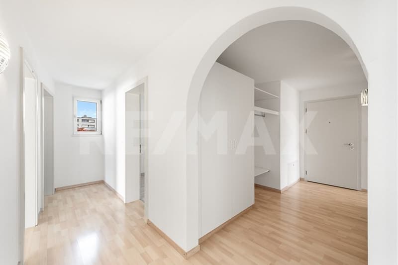 Appartement lumineux 4½-pièces avec jardin d'hiver et balcon (11)