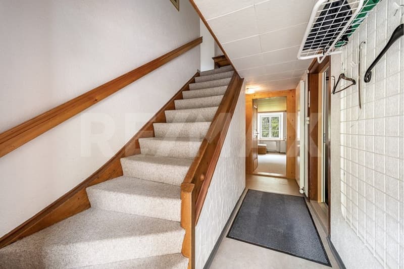 Charmanter Hausteil mit viel Platz, Garten und Garage (9)