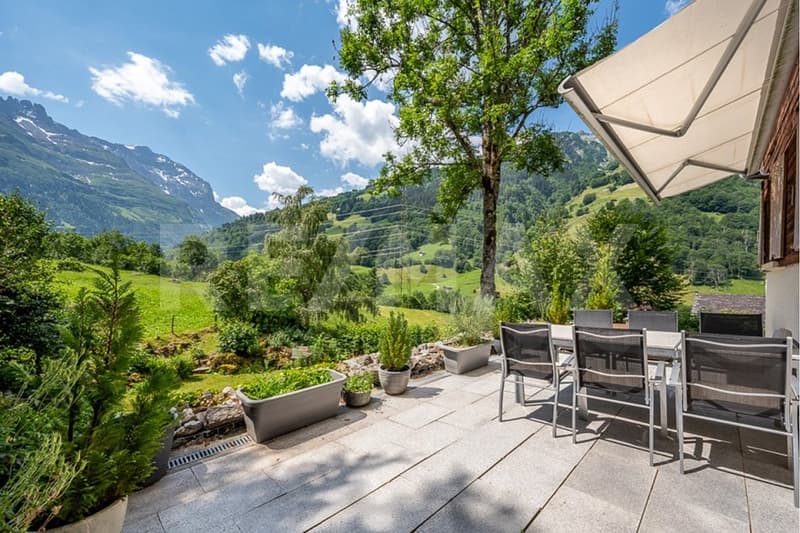 Heimeliges Ferienhaus an ruhiger Lage in Elm (2)
