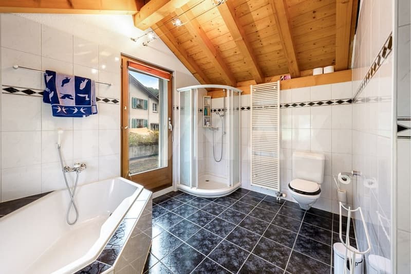 5½-Zimmer-Einfamilienhaus an schöner Lage (10)