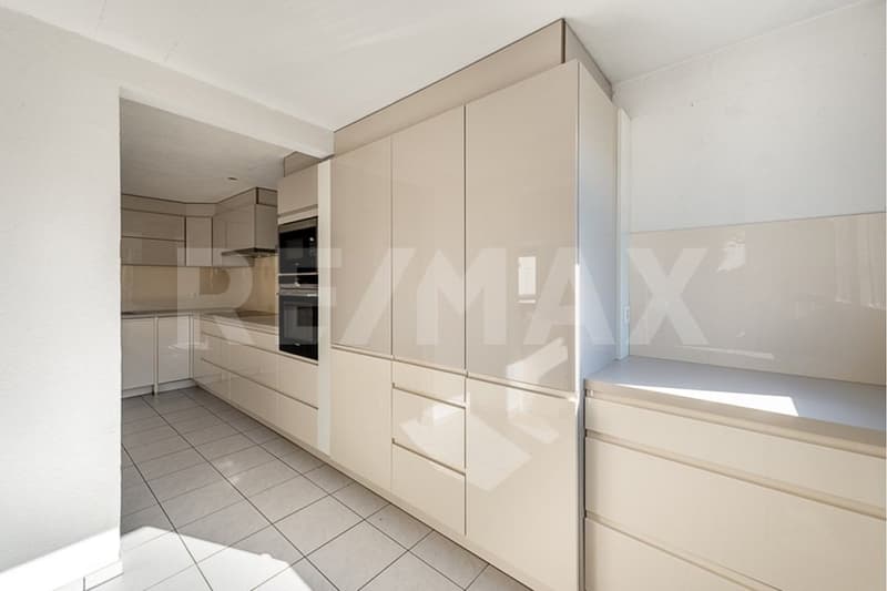 Geräumige Wohnung in Top-Zustand (4)
