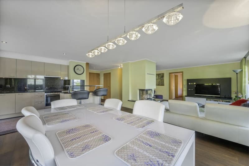 LAKESIDE LIVING 4,5 room garden apartment in Iseltwald (8)