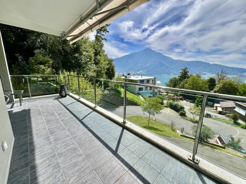 Elegance: Exklusive möblierte 3,5-Zimmer-Wohnung mit Rigi und Seeblick (1)