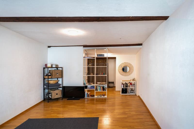 Wohn-/Schlafraum Ri. Entrée