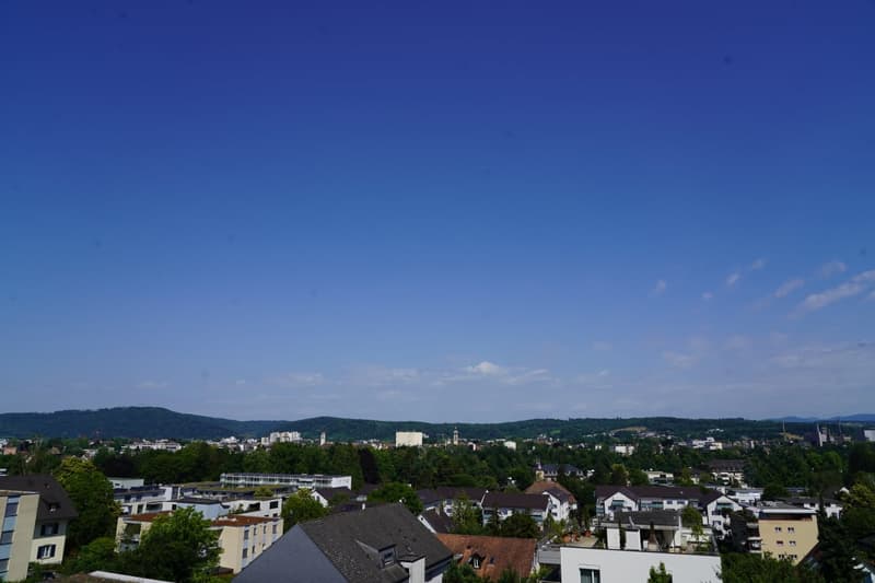 Schöne Aussicht, Lift, Keller und Tiefgaragenplatz (2)