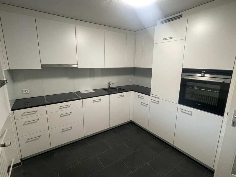 We rent a 3-room apartment on the 2nd floor in Döttingen! (6)