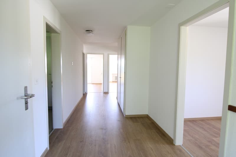 We rent a 3-room apartment on the 2nd floor in Döttingen! (5)