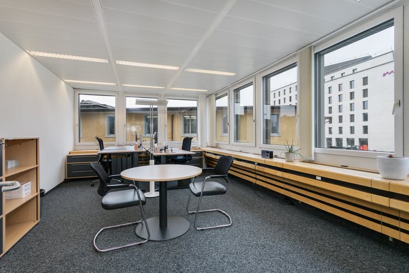 Espaces de bureaux modernes à Rapperswil SG avec infrastructure optimale (5)