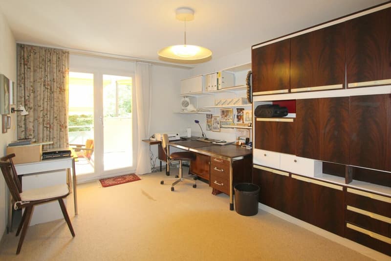 Sonnige 4.5 (5.5) Wohnung mit Blick ins Grüne an ruhiger Sackgassenlage in Wettingen (8)