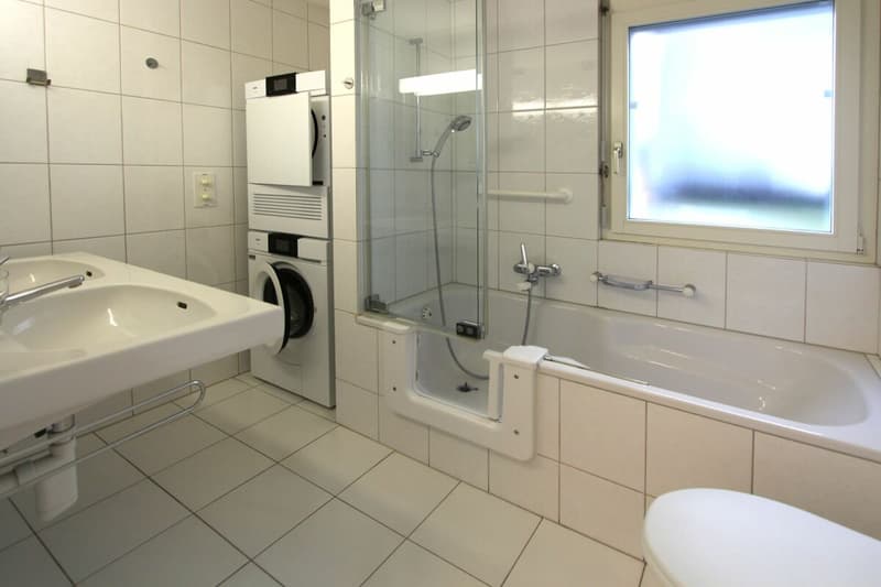 ZENTRAL & SEENAH: Attraktive 3.5 Zimmer-Wohnung mit Balkon und Sitzplatz (13)
