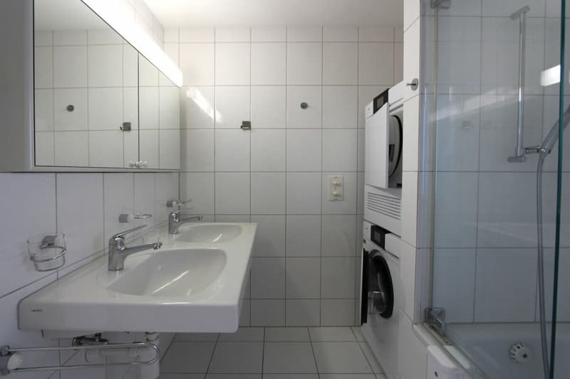 ZENTRAL & SEENAH: Attraktive 3.5 Zimmer-Wohnung mit Balkon und Sitzplatz (14)