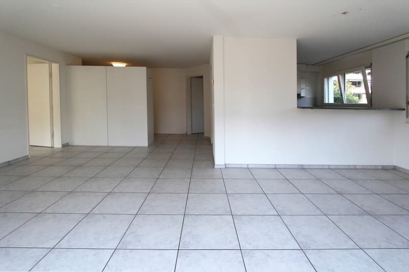 ZENTRAL & SEENAH: Attraktive 3.5 Zimmer-Wohnung mit Balkon und Sitzplatz (4)