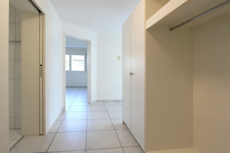 ZENTRAL & SEENAH: Attraktive 3.5 Zimmer-Wohnung mit Balkon und Sitzplatz (8)