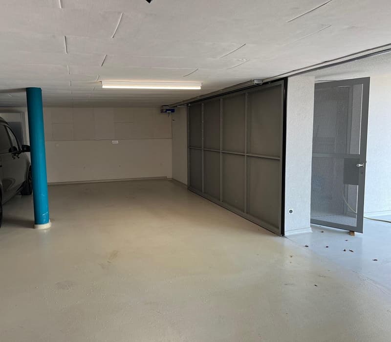 Garagenparkplatz zu vermieten (1)