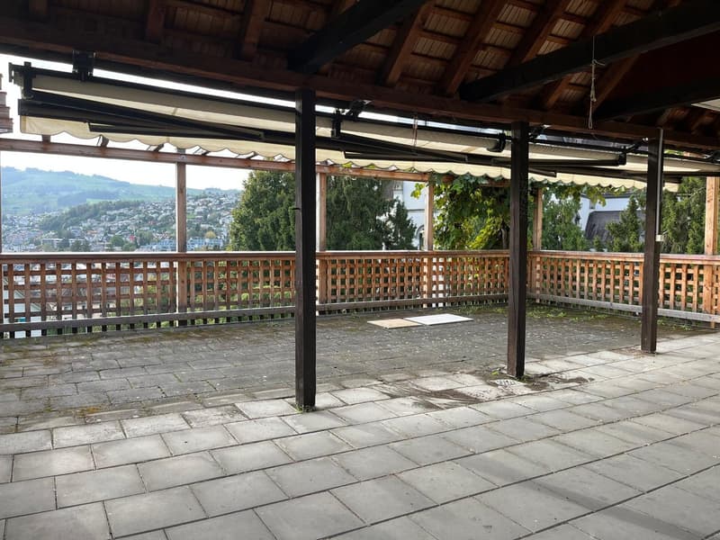 6.5-Zimmer-Einfamilienhaus mit Terrasse und Seesicht (6)