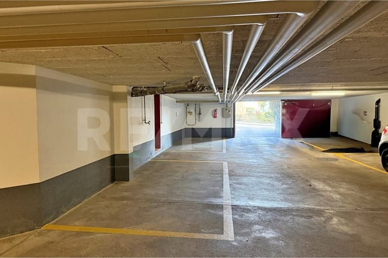 1 posto auto in parcheggio sotterraneo a Zürich-Höngg (6)