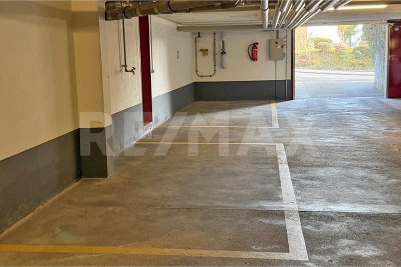 1 posto auto in parcheggio sotterraneo a Zürich-Höngg (7)
