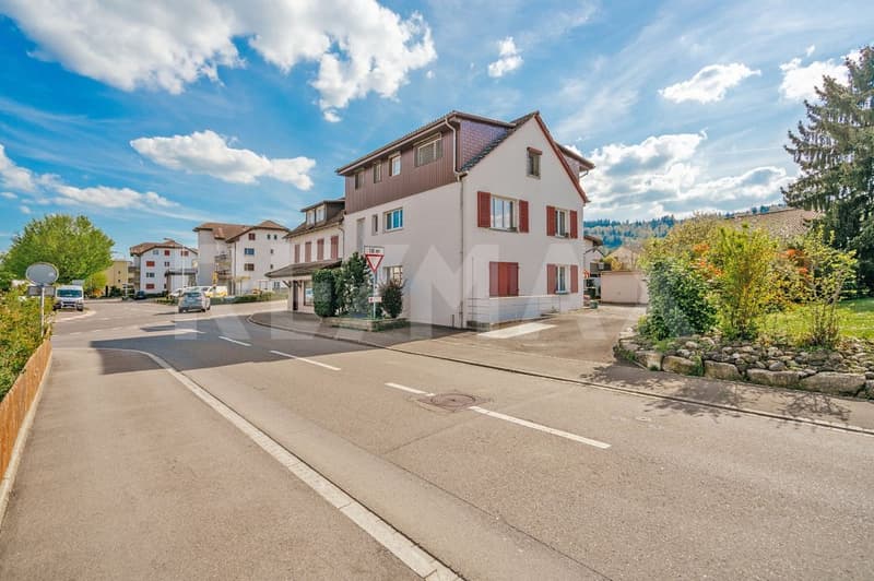 Apartment building with options (6)