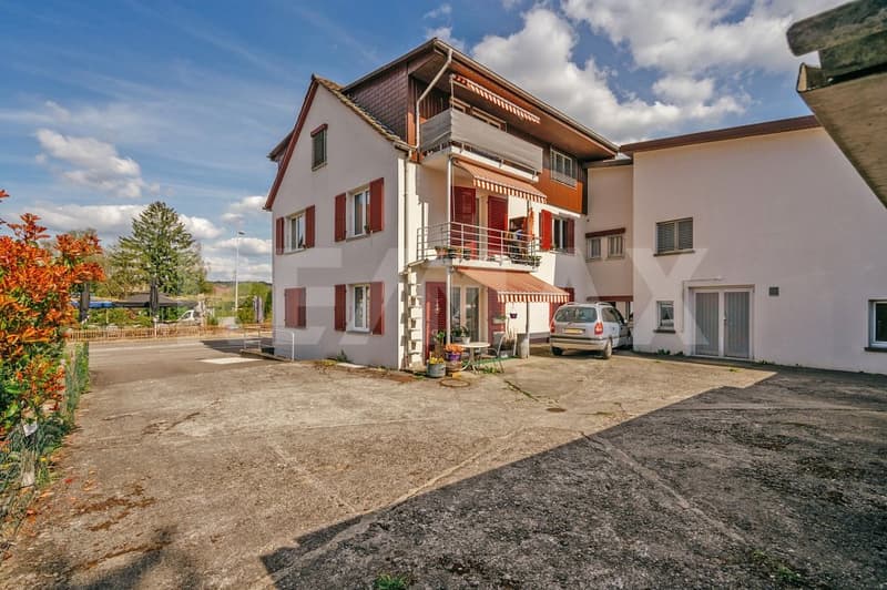 Apartment building with options (5)