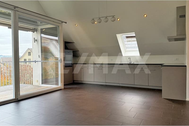 Modern 5.5-room attic apartment (11)