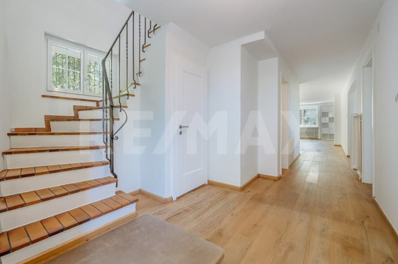 Living with a view Detached single-family house in a privileged location in Urdorf (3)