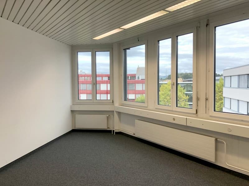 Office 156 m2 in Steinhausen (3)