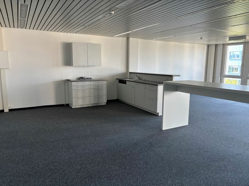 Büro 220 m2, 3.Obergeschoss, Grundstrasse 12, Rotkreuz (10)