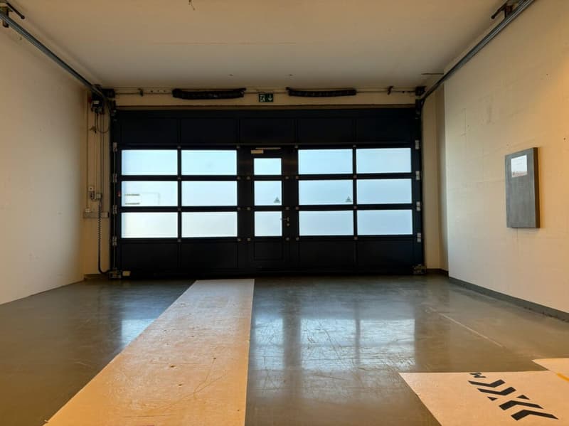 242 m² Showroom & Büro mit Lager und Laderampe - sofort frei (23)