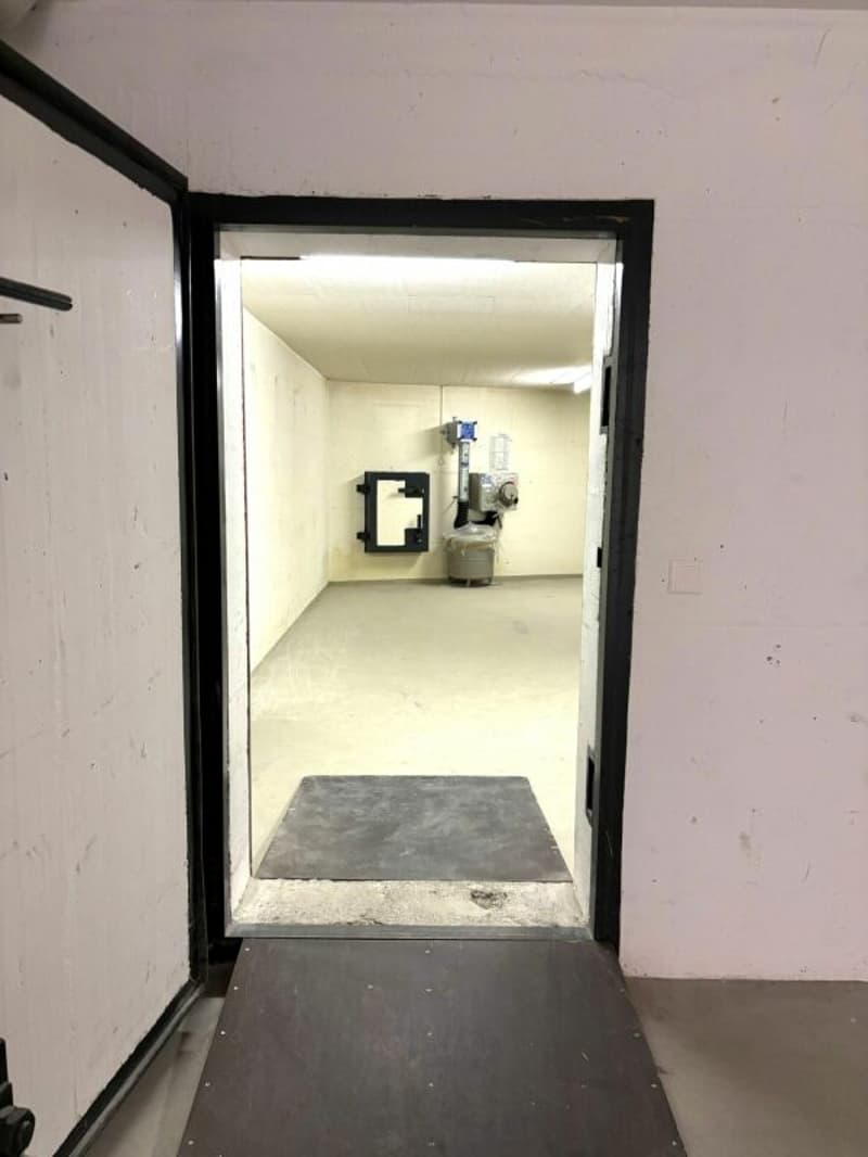 104 m² Lagerraum im 1. UG mit Anlieferungsrampe und Warenlift - Steinhausen (11)