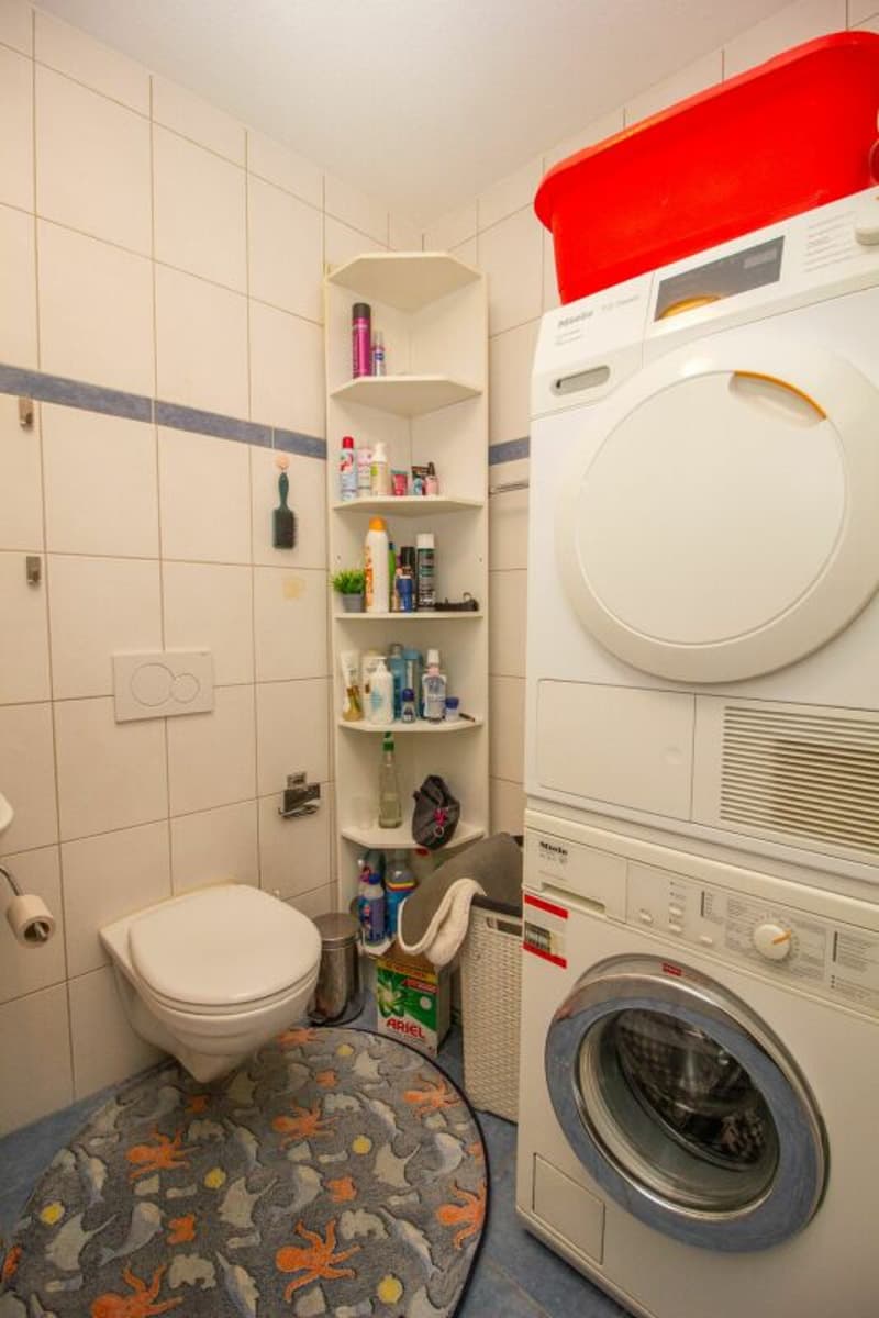 Badezimmer mit eigenem Waschturm
