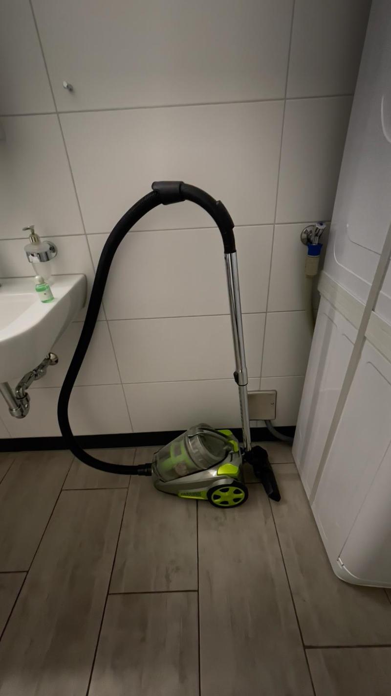 To rent: Furnished, ground floor 2.5 rooms with private washing room, wheelchair accessible (11)