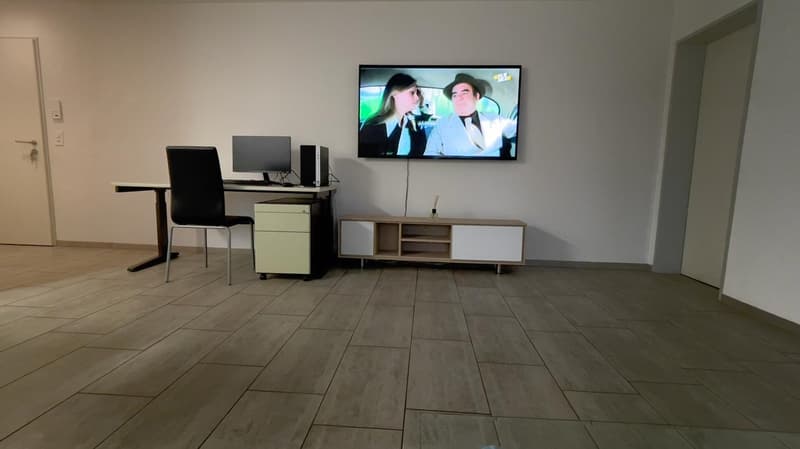 To rent: Furnished, ground floor 2.5 rooms with private washing room, wheelchair accessible (12)