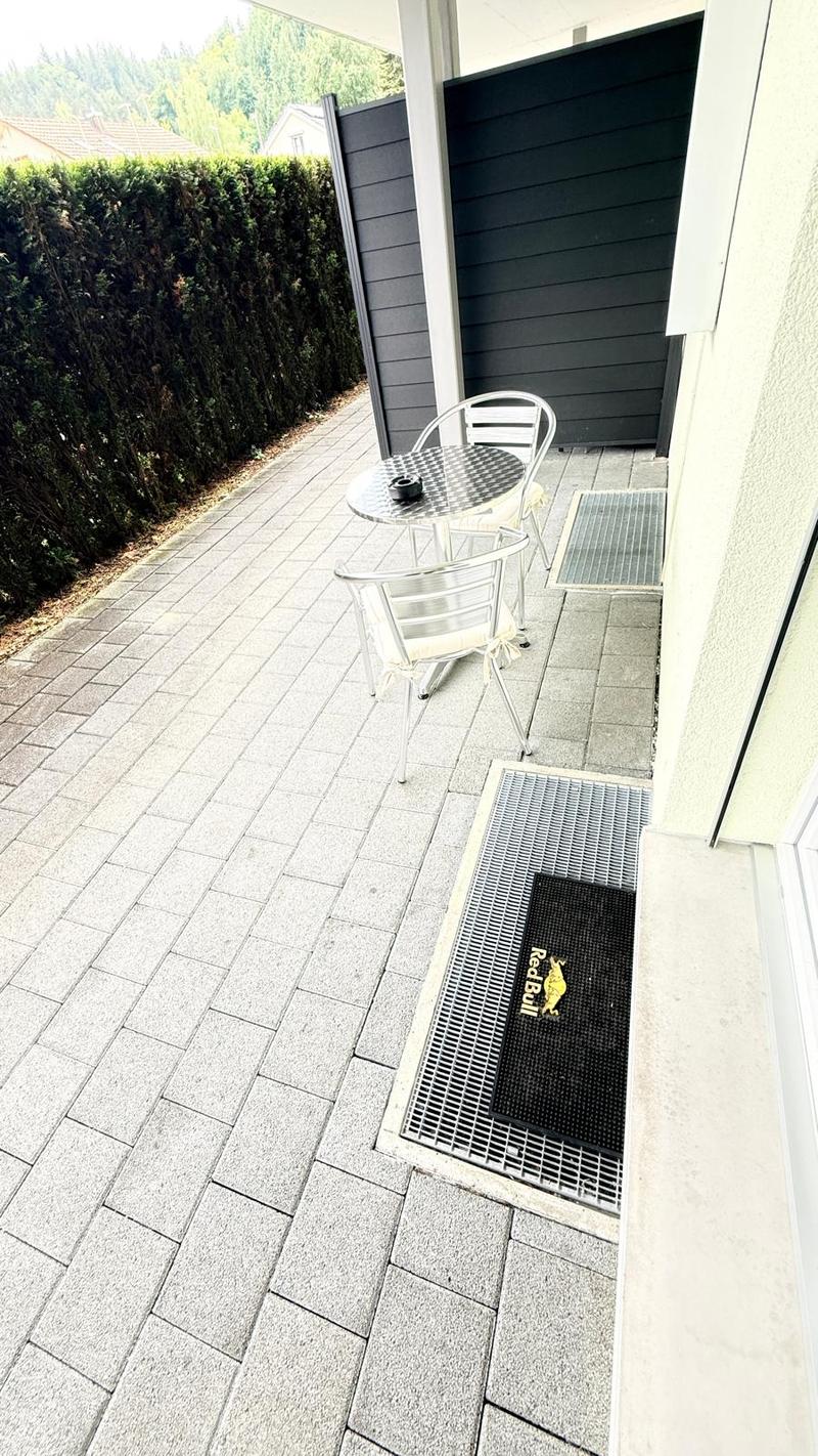 To rent: Furnished, ground floor 2.5 rooms with private washing room, wheelchair accessible (18)