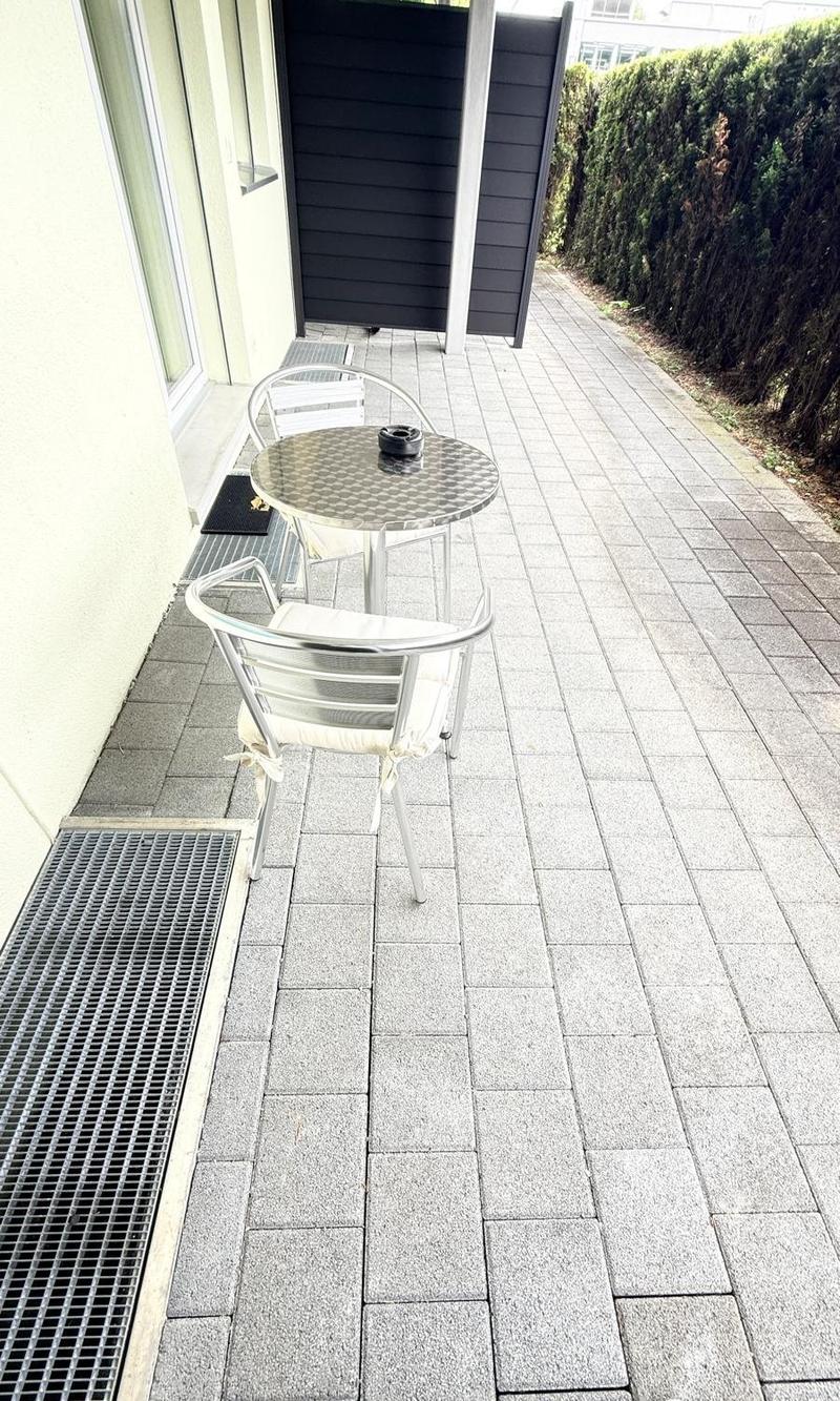 To rent: Furnished, ground floor 2.5 rooms with private washing room, wheelchair accessible (19)